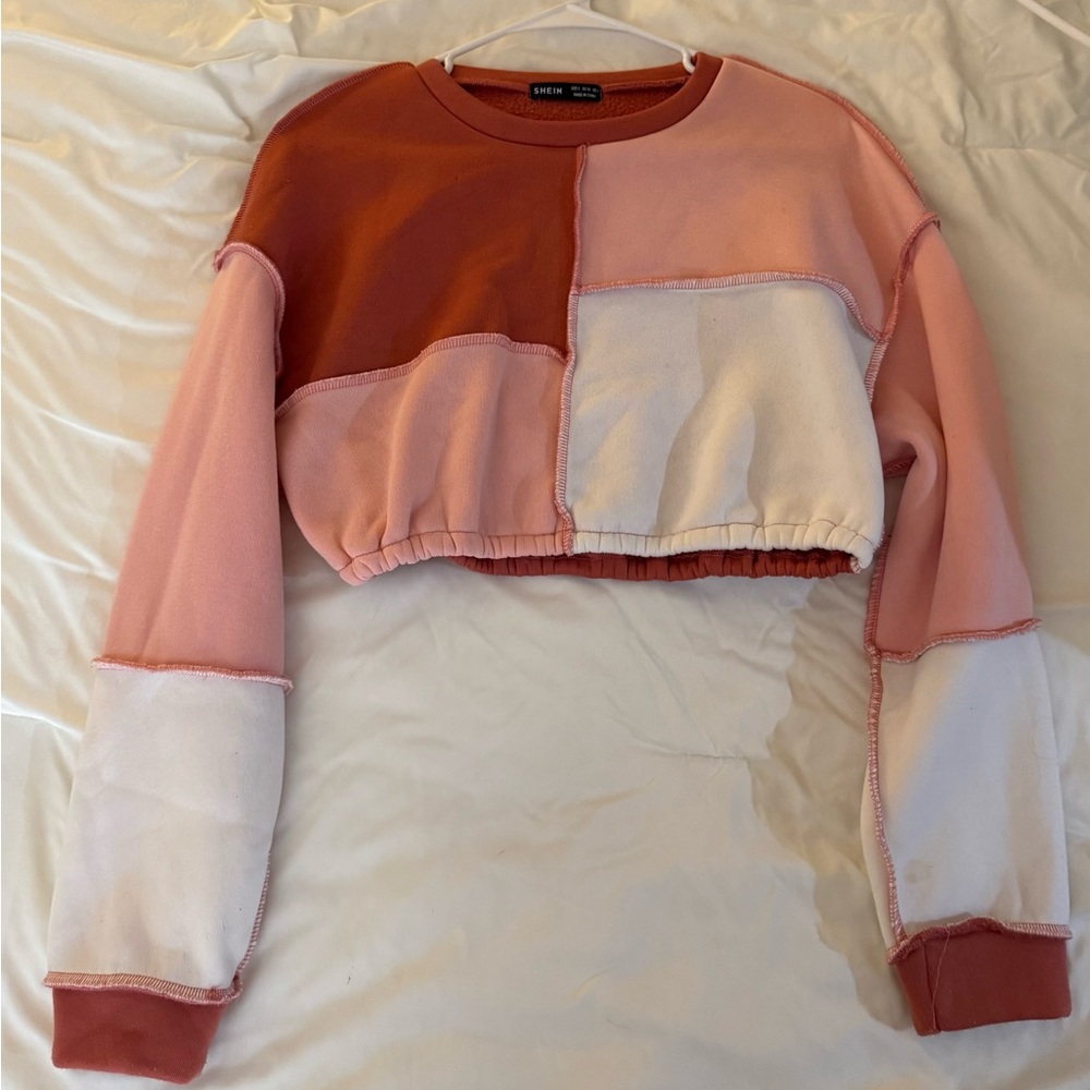 SHEIN Patchwork Cropped Sweatshirt - Red, Pink, White